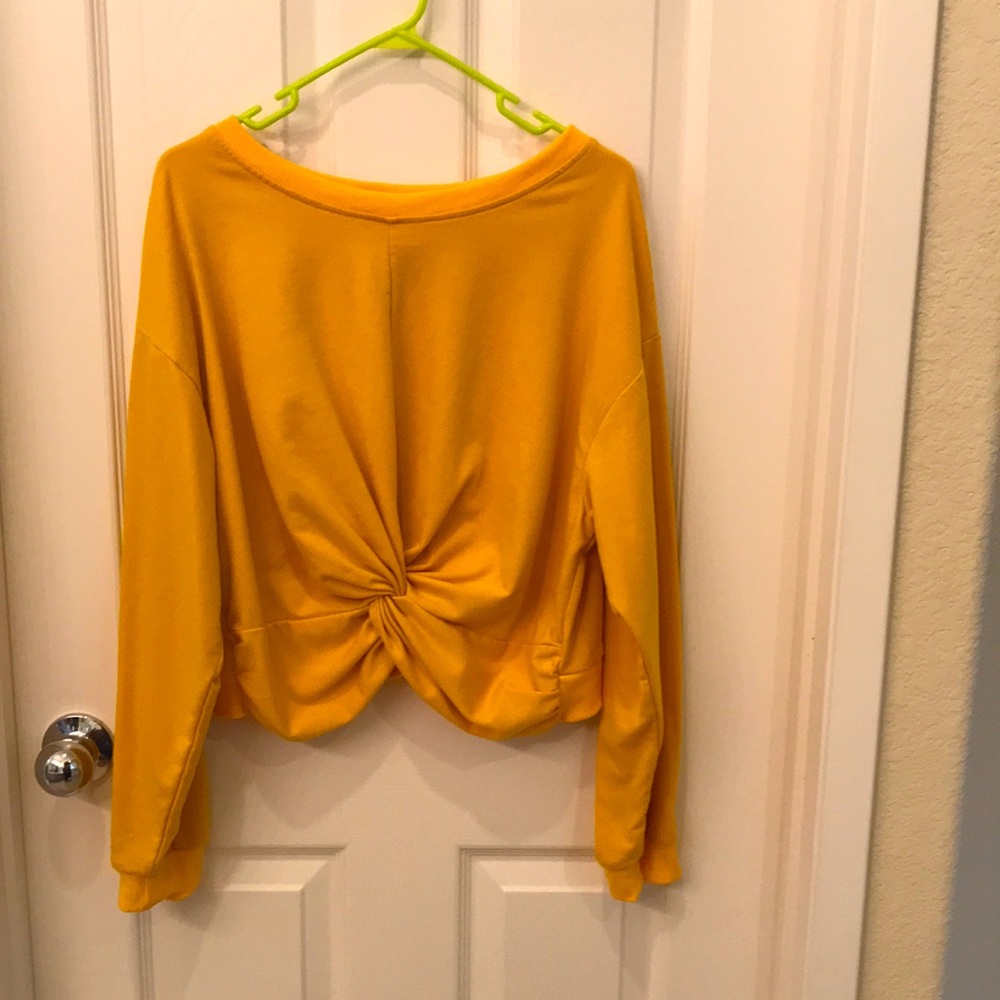 Crop top sweat shirt!
